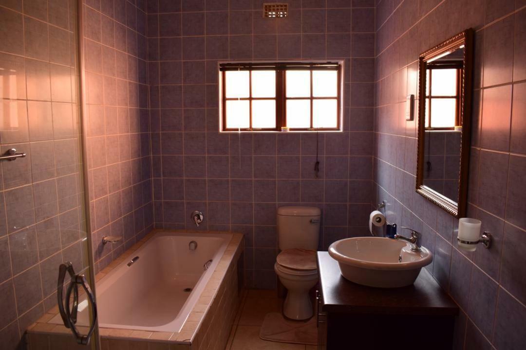 Skyhawk Guesthouse Gaborone Exterior photo